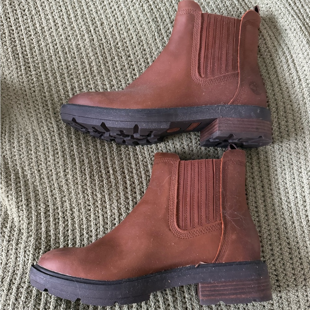 Women's Brown Brimfield Chelsea Boots